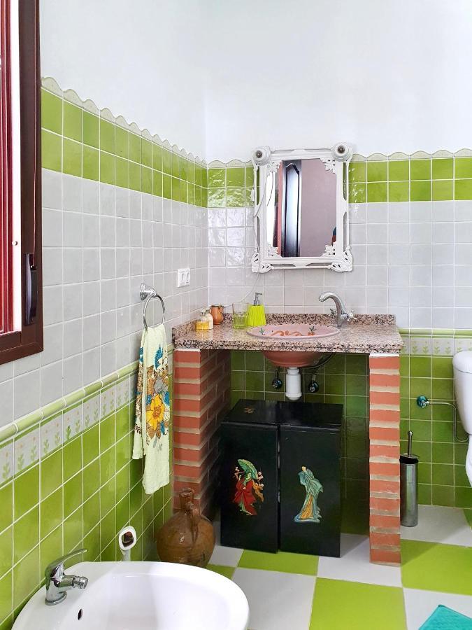 En-Suite Bedroom With Private Entrance At Casa Sofija Sedella 外观 照片